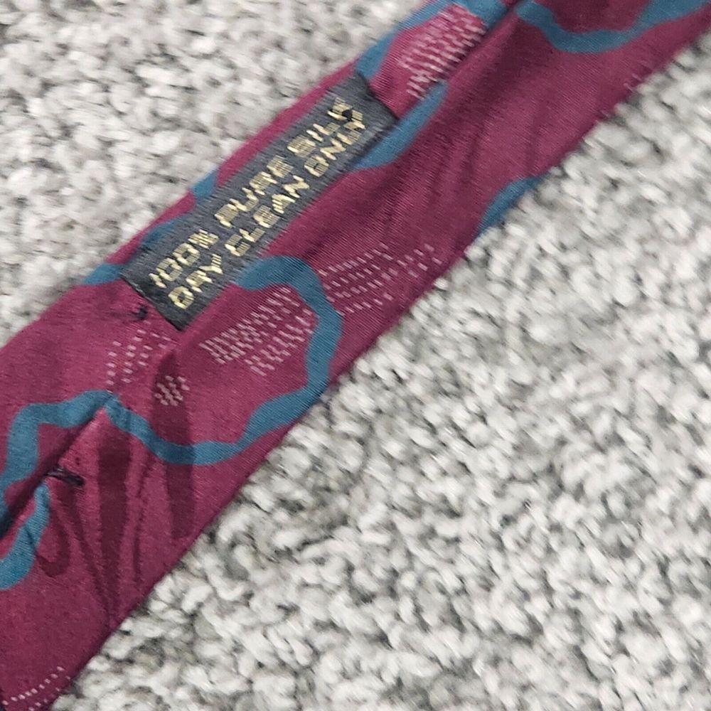 Giorgio Armani Cravette Silk Tie Maroon Necktie Geometric 3.5 x 56 Made Italy - Picture 4 of 6